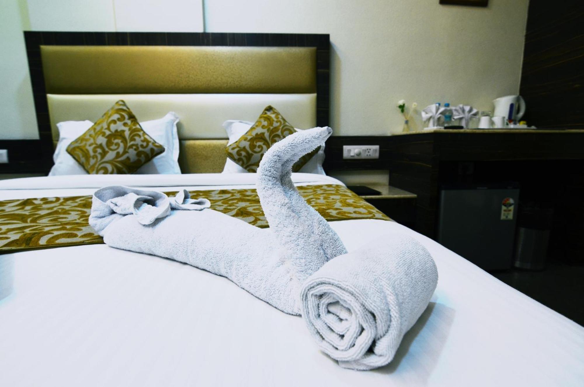 The Majestic Suites Колката Екстер'єр фото